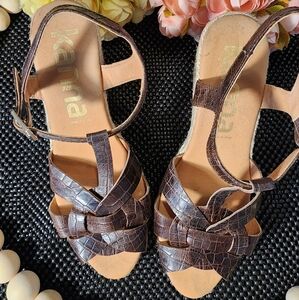 Kanna Women's Brown Sandals